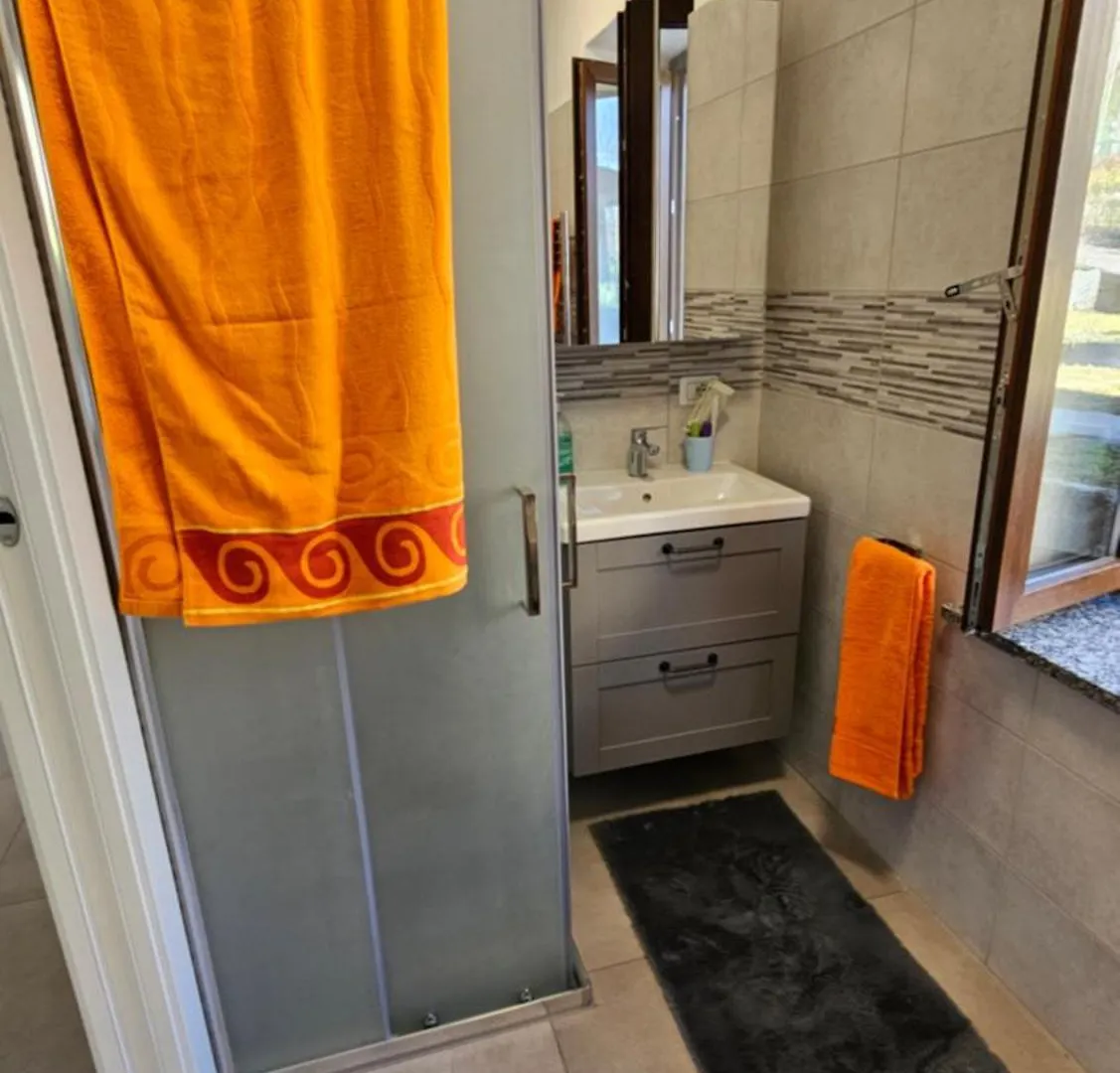 דירות Albavilla Galbanera Turismo איטליה